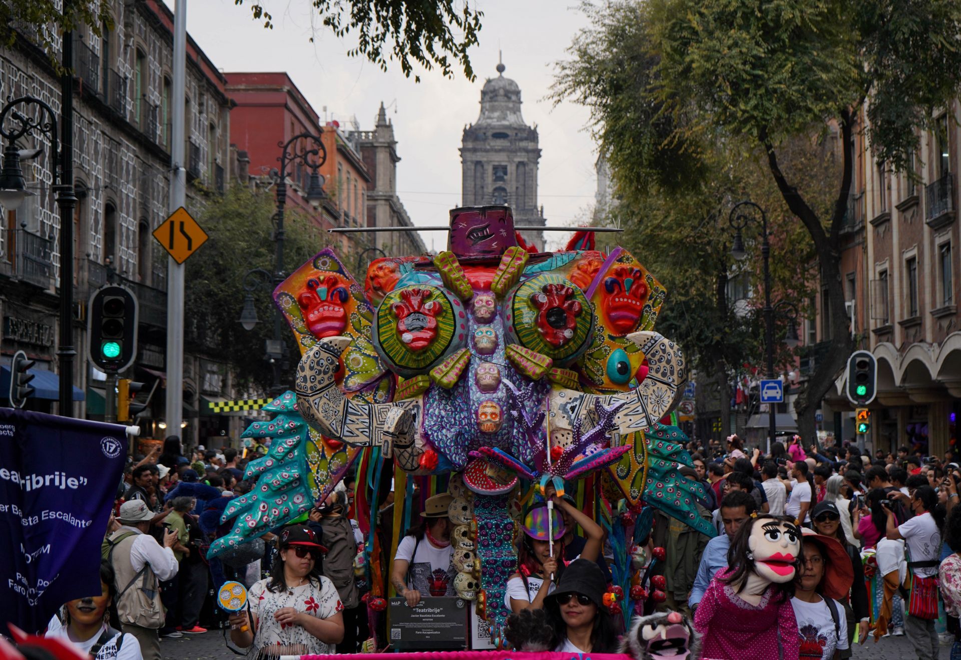 AVanza desfile de alebrijes en CDMX